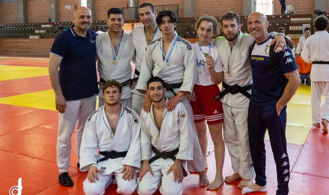 https://www.cusnapoli.it/new/wp-content/uploads/2022/05/Squadra-Judo-CUS-Napoli--1080x640.jpeg