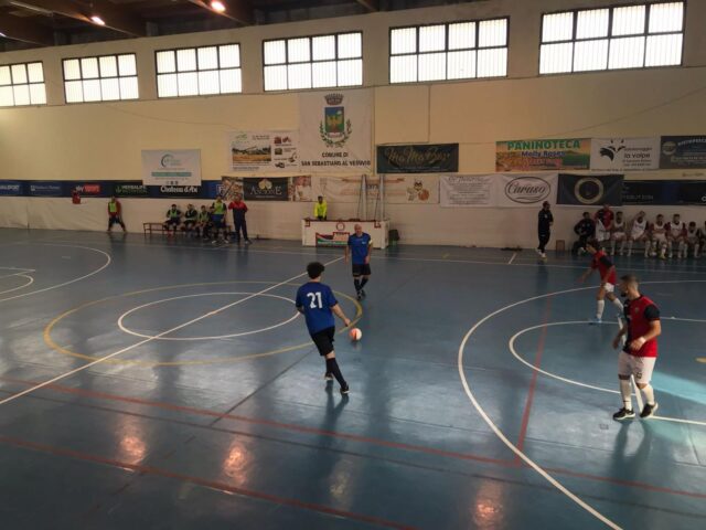 Calcio a 5 – sercie C1: Futsal Barrese – CUS Napoli 6-4